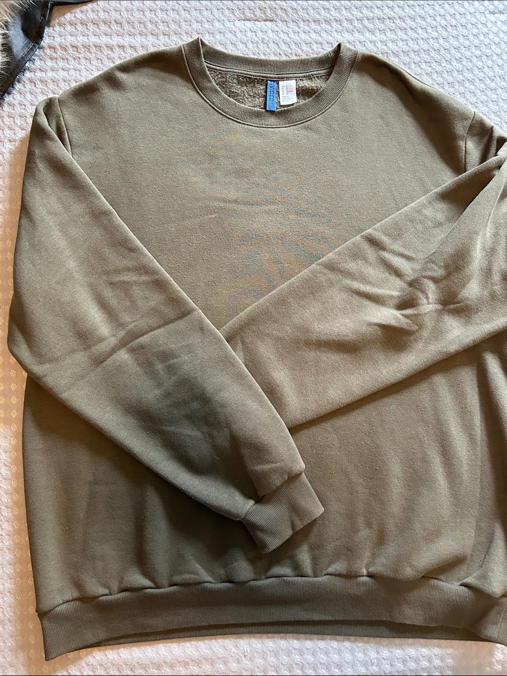 Divided Olive Crewneck Sweatshirt for Men